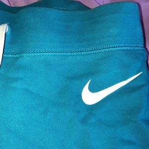 Nike Capri Length Jogger Sweatpants
